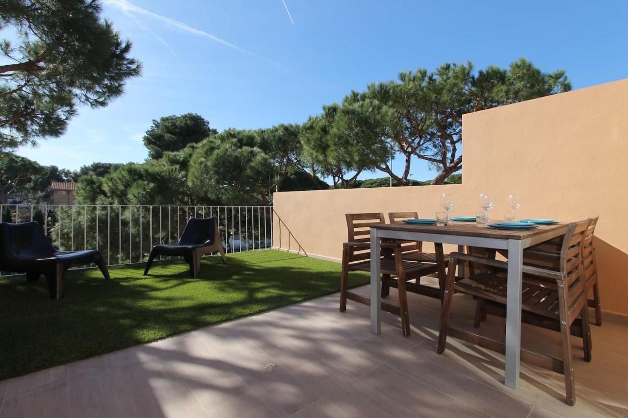 Petit Bijou - Beach apartment III Castelldefels Extérieur photo