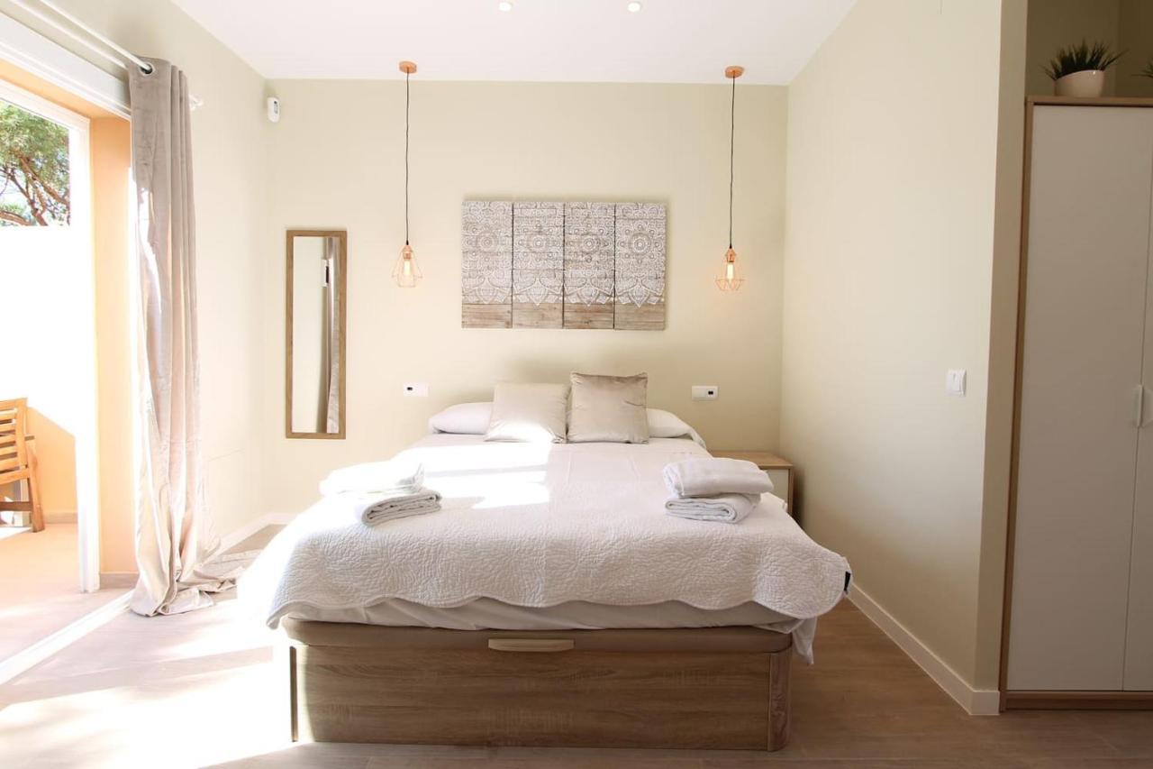 Petit Bijou - Beach apartment III Castelldefels Extérieur photo