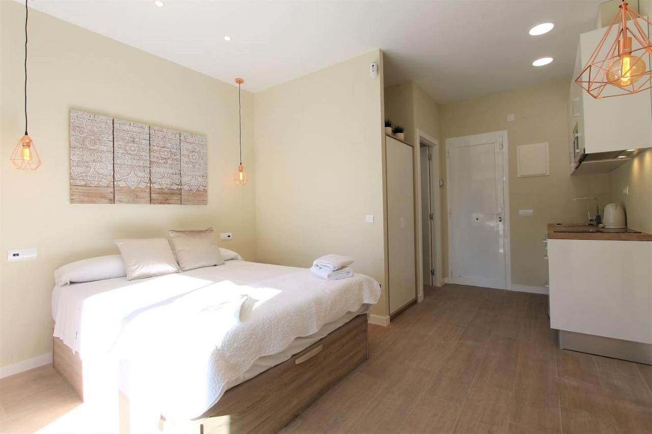 Petit Bijou - Beach apartment III Castelldefels Extérieur photo